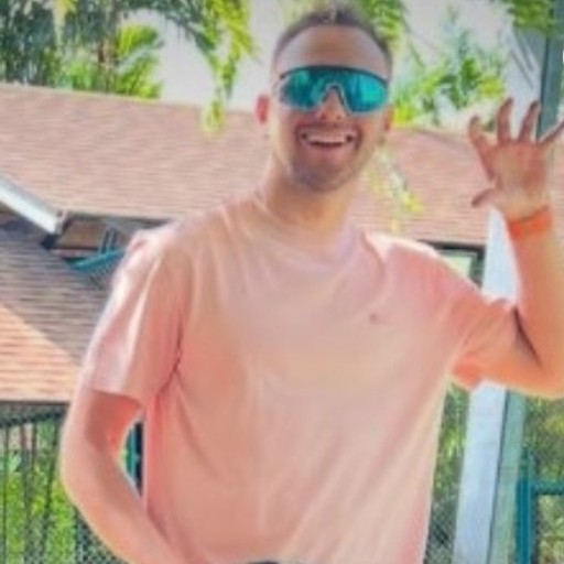 Максим,26, Выдрино