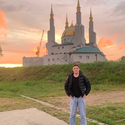 Ден25, Майон