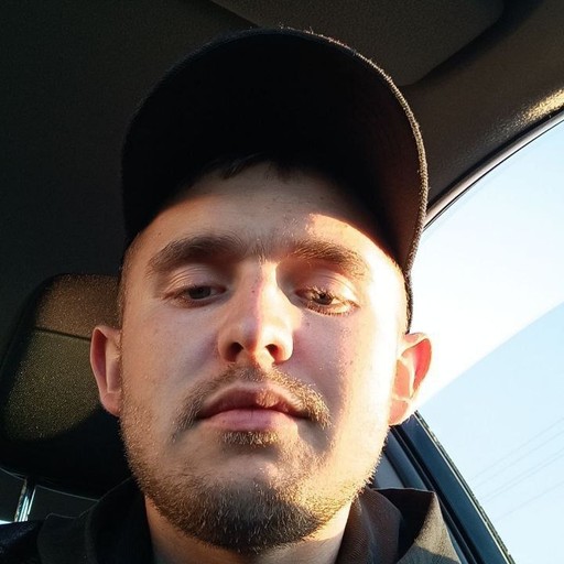 денис,23, Горки