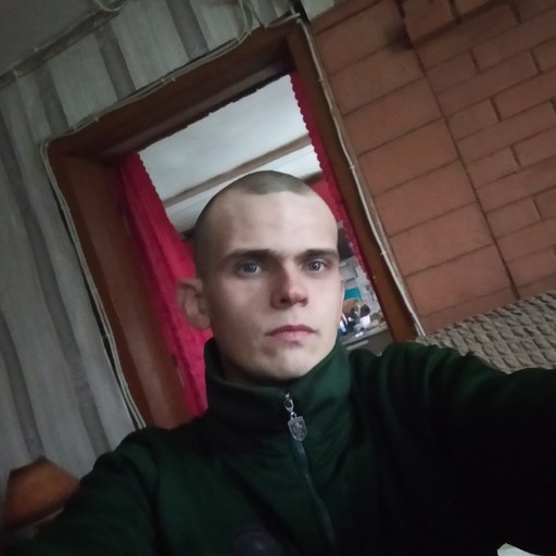 максим, 28 лет, Псков