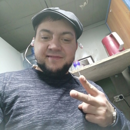 Толяшик, 31 год