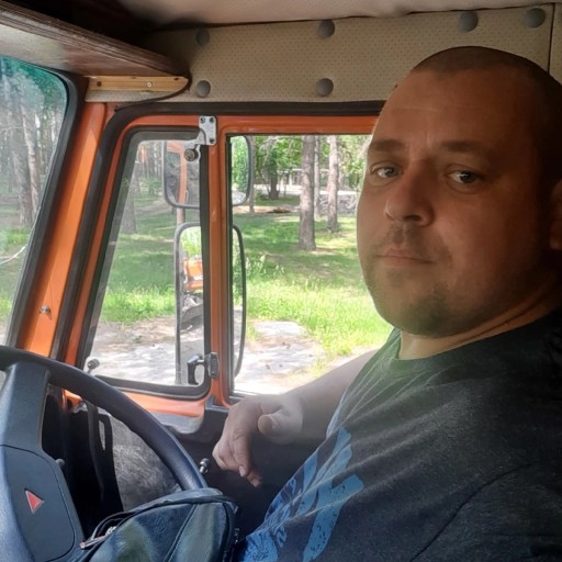 Максим, 37 лет, Подгорное