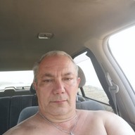 Андрей, 59 лет, Покровск