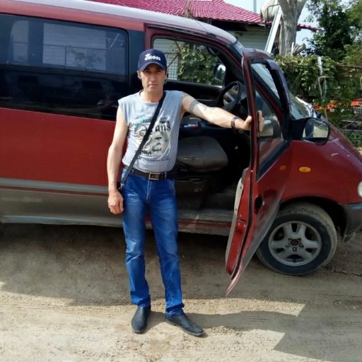 Эдуард, 51 год, Докучаевск