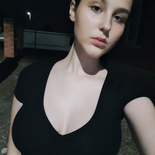 Алина, 24 года