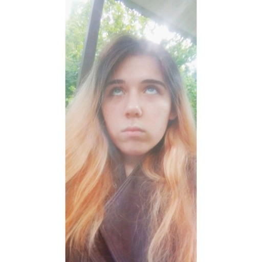 Яна, 24 года
