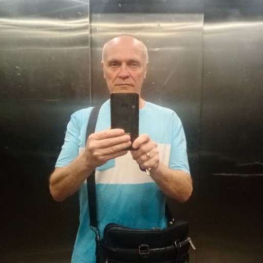 Евгений, 65 лет, Санкт-Петербург