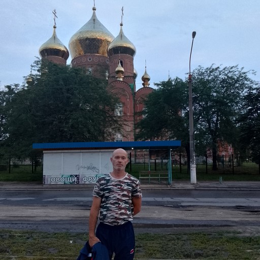 Дмитрий, 46 лет, Луганск