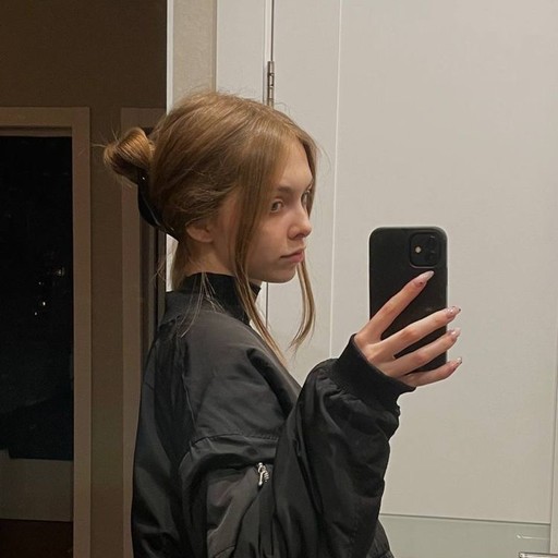 Аня21, Белгород