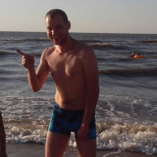 Сергей, 37 лет, Луганск