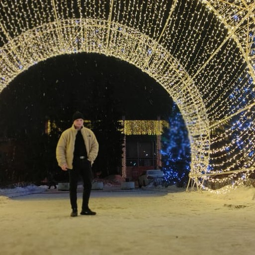 Макс, 23 года