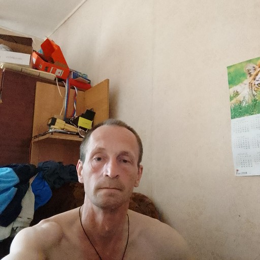 Максим, 44 года