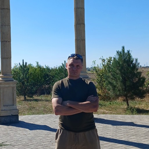 Евгений, 46 лет, Мариуполь