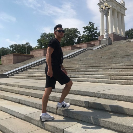 Саша, 37 лет