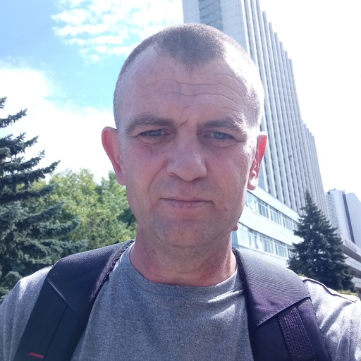 Виталий, 47 лет, Киренск