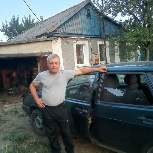 артур, 47 лет, Лутугино
