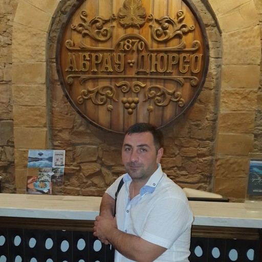 Геворг, 41 год