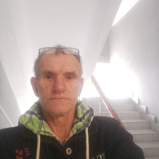 Андрей, 56 лет, Камешково