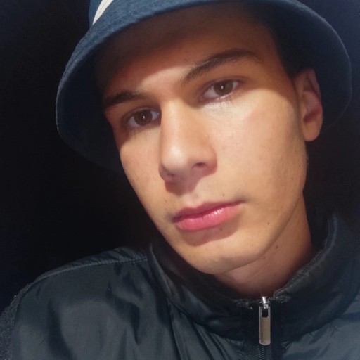 Паша, 22 года, Мулино