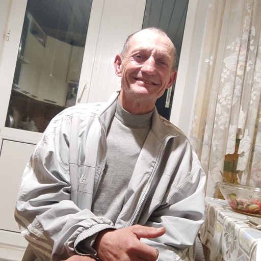 Юрий, 60 лет, Санкт-Петербург