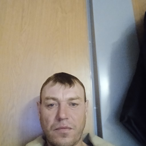 паша, 43 года, Свободный