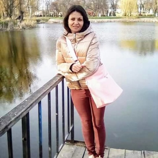 Лариса, 48 лет, Тростянец