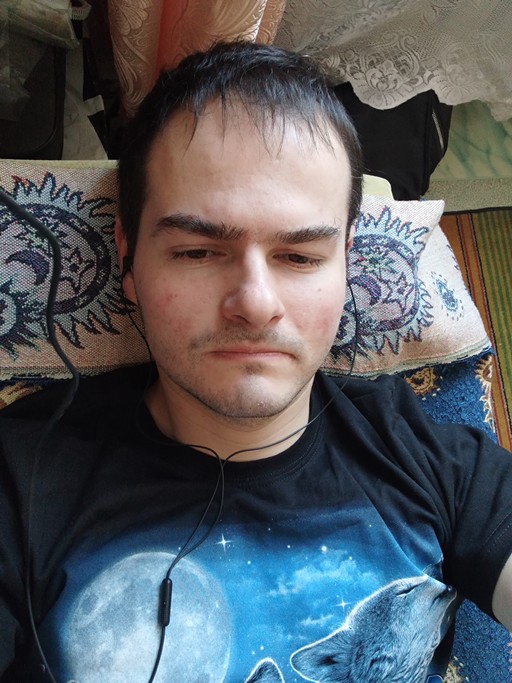 Михаил, 33