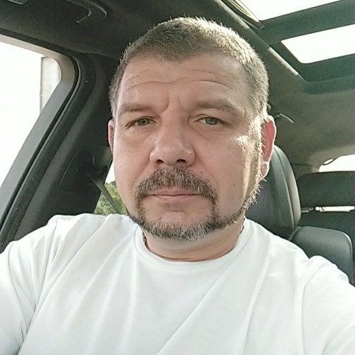 Макс, 44 года