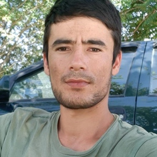 Хакимов, 28 лет
