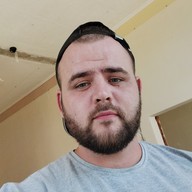 Юрий, 28 лет, Мирный