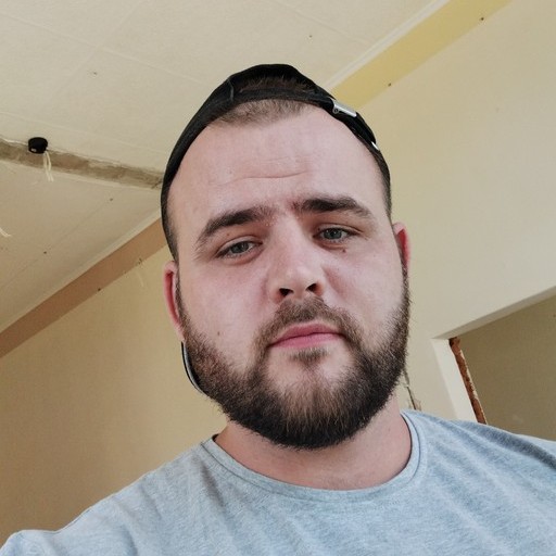 Юрий, 28 лет, Мирный