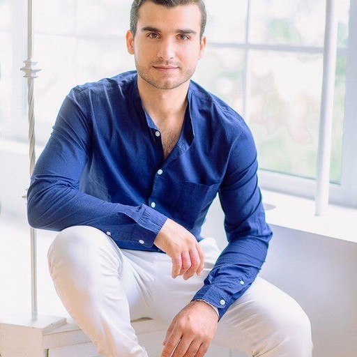 Султан, 33 года