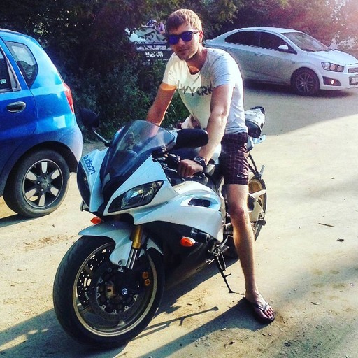 Кирилл, 33 года