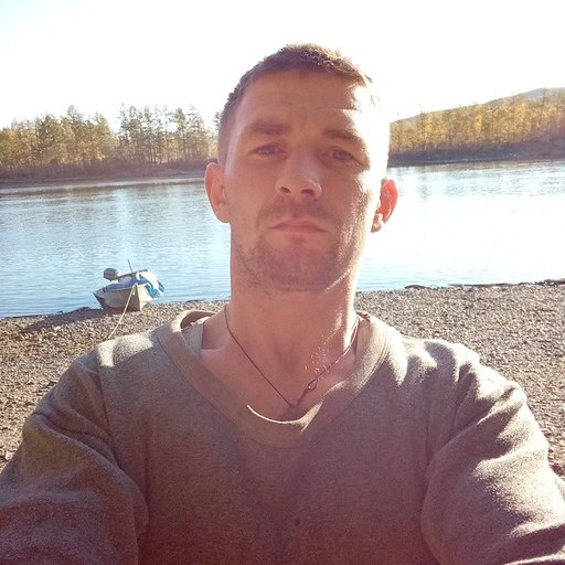 Максим, 32 года