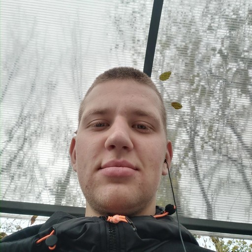 Максим, 24 года, Находка