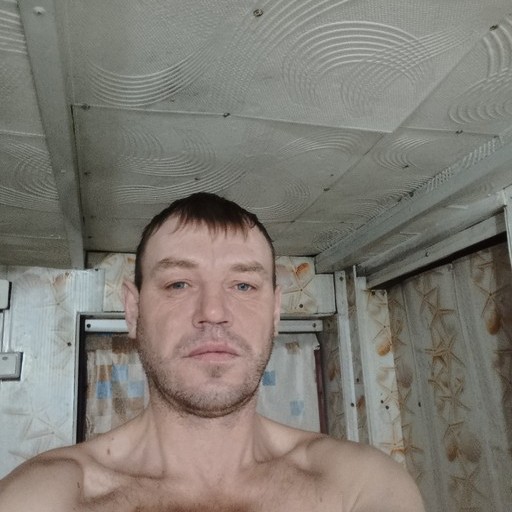 паша, 43 года, Свободный