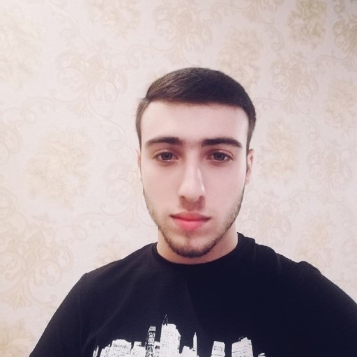 Артур, 25 лет