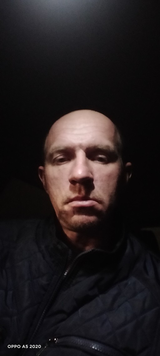 Андрей, 42
