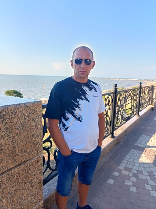 Вячеслав, 47