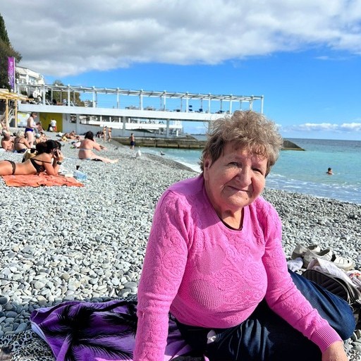 галина, 79 лет, Ялта