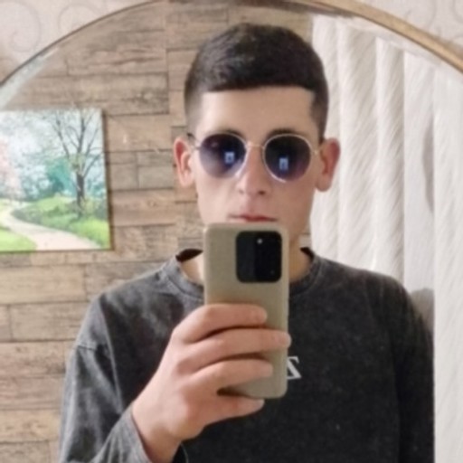 Arman, 21 год