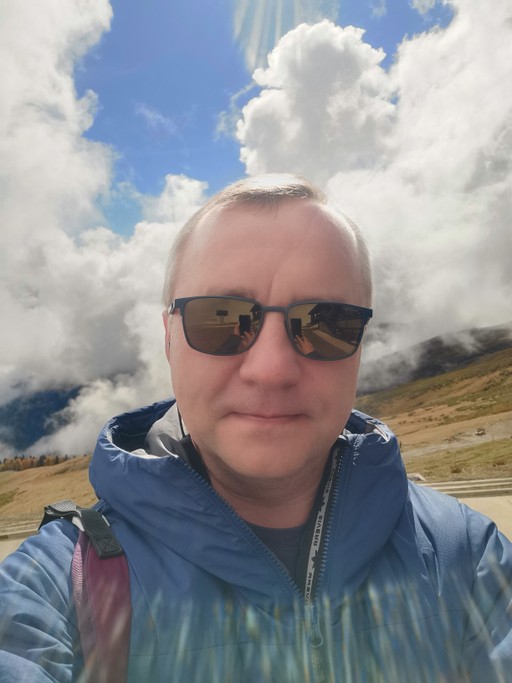 Михаил, 44