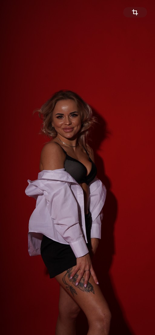 Mik, 25