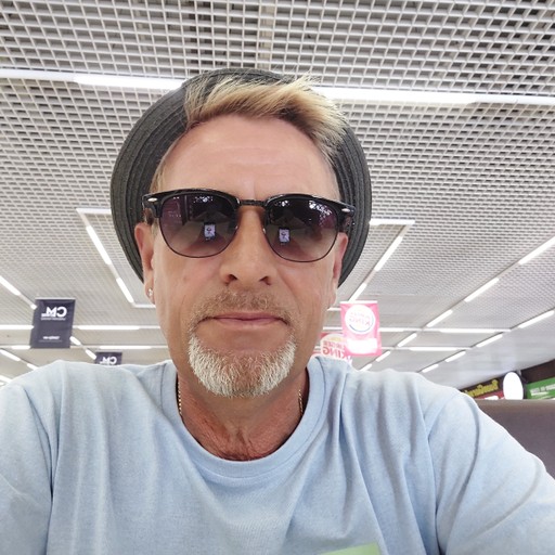Виталий, 56 лет, Анапа