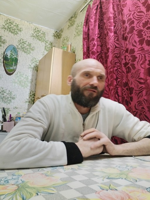 Алексей, 42