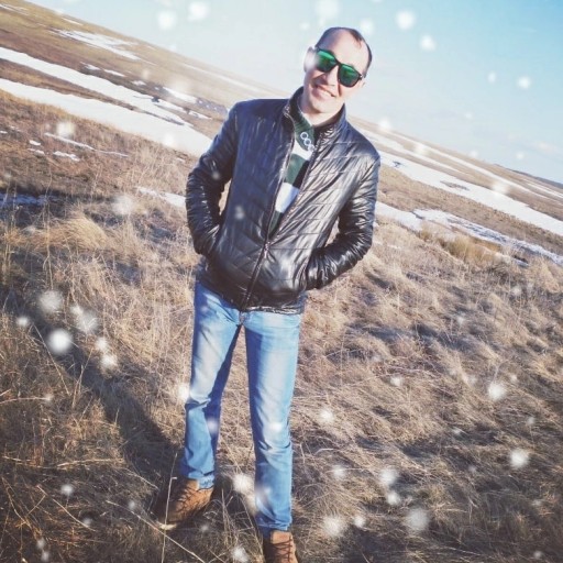 Саша Александер, 44 года