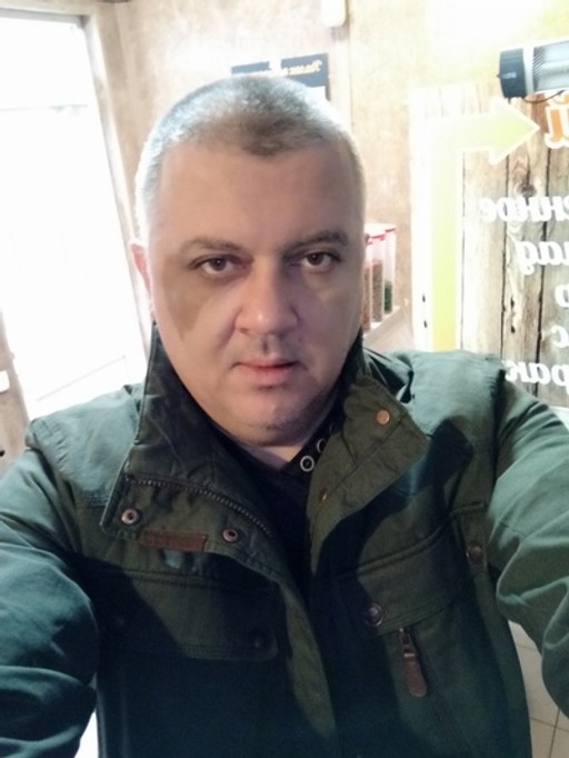 Андрей, 43
