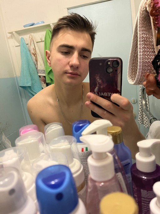 Василий, 24
