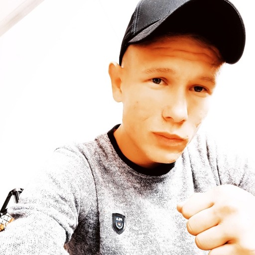 Александр, 27 лет, Николаевка