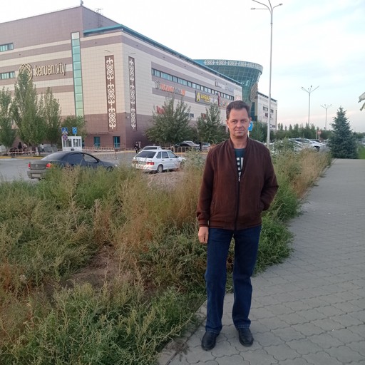 Влад, 43 года, Александровское